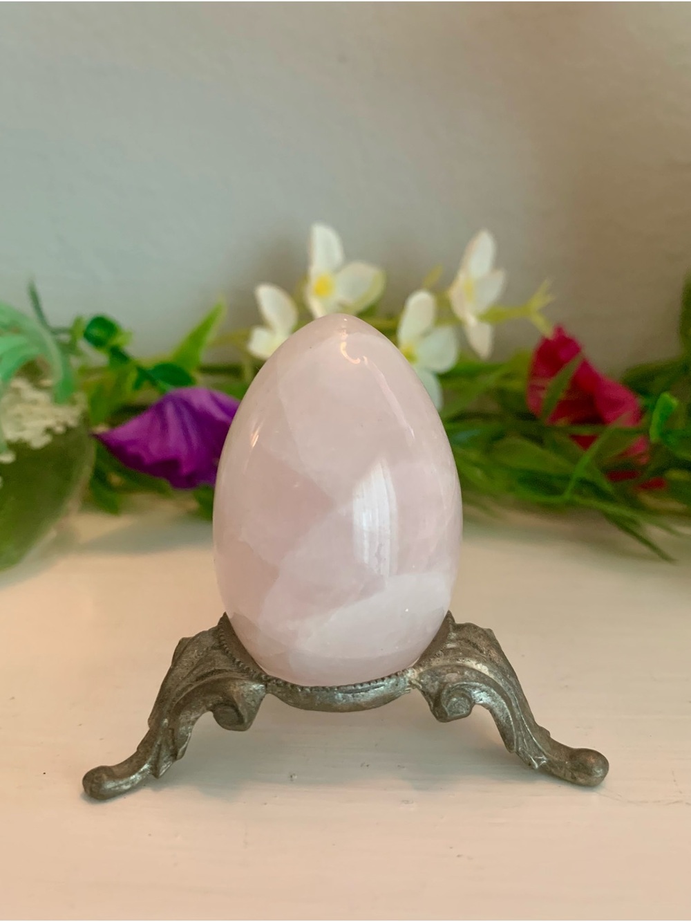 Rose Quartz Egg Crystal Decorative Home Decor Stone with Ornate Metal Stand